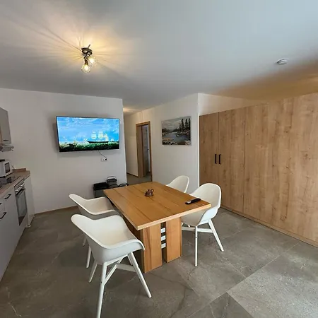 Apartment Danner *