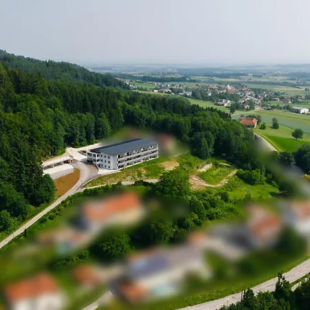 Danner Wolfsegg Am Hausruck- & Business-appartements Ruhige Lage, Moderne Ausstattung, Faire Preise *