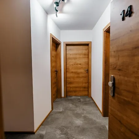 Danner Wolfsegg Am Hausruck- & Business-appartements Ruhige Lage, Moderne Ausstattung, Faire Preise